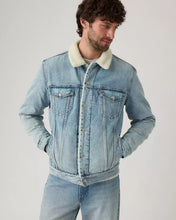 Load image into Gallery viewer, Levi’s Sherpa 2025 (Light Wash)