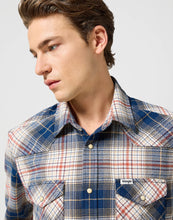 Load image into Gallery viewer, Wrangler Western Shirt Navy/Red