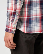 Load image into Gallery viewer, Wrangler Western Shirt Red/Blue