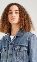 Load image into Gallery viewer, LEVI'S® TRUCKER JACKET