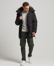 Load image into Gallery viewer, Superdry Everest Parka Jacket (Black)