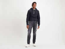 Load image into Gallery viewer, LEVI&#39;S® HOOD BLACK
