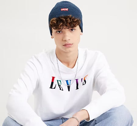 Levi’s® EMBROIDERED BEANIE