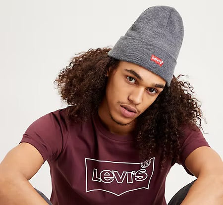 Levi’s® EMBROIDERED BEANIE