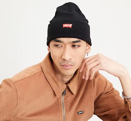 Levi’s® EMBROIDERED BEANIE