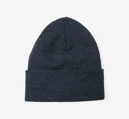 Levi’s® EMBROIDERED BEANIE